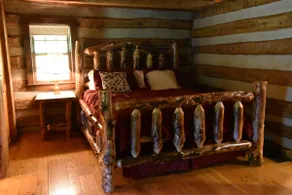 Kohler Kabin - Historic Log Cabin in Hocking Hills - Image 3