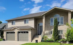 The Clubhouse - Welcome to Port Elgin, Ontario. - Image 2