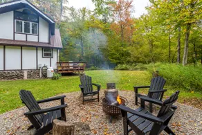 The Alpine Chalet - A Relaxing Mountain Retreat - Image 5