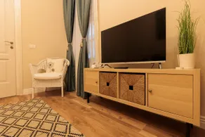 *Cozy Apartment in the Historical CityCenter - Image 4