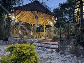 Beautiful mountain views, BBQ, WiFi - Image 4