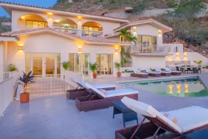 Impresionantes vistas desde la mejor oferta en el prestigioso Pedregal Cabo San Lucas - Image 5