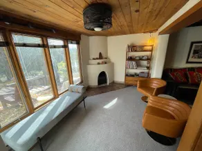 Magpie's Nest: Mountain Retreat w/Chef's Kitchen - Image 4
