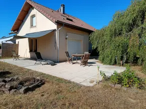 Villa with large outdoor area - Image 4