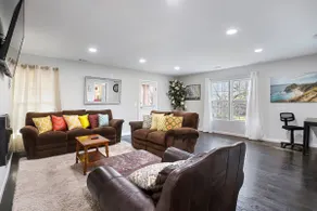 Beautiful Marietta GA 3 Bedroom 2 and a half Bath - Image 2