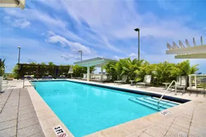 Trendy City Condo, in heart of Midtown Miami - Image 3