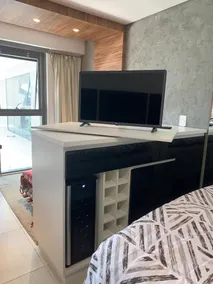 Modern studio, fast internet, exclusive garage - Image 2