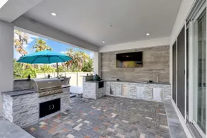 Luxury Waterfront Villa w/ Pool, Jacuzzi - Image 3