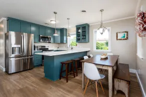 Beachside-Ocean views & Great beach access - Image 2