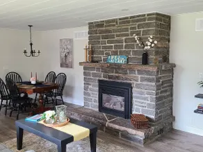 The White Cottage at Mary Lake, Port Sydney - Image 3