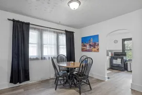 Charming home minutes from Downtown Des Moines - Image 4