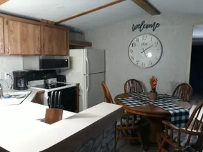 Remodeled cabin with ORV/Snowmobile trail access - Image 3