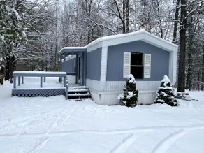 Remodeled cabin with ORV/Snowmobile trail access - Image 2