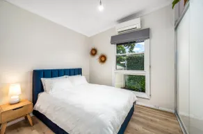 Convenient 3/bedroom Guest House in Adamstown - Image 3