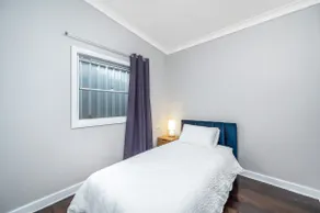 Convenient 3/bedroom Guest House in Adamstown - Image 5