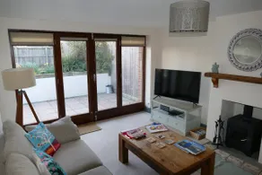 Cosy cottage located on the Isle of Purbeck - Image 2