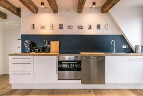 Modern and cozy loft in a central location. - Image 4