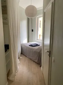 Stylish & central apartment with balcony - Image 3