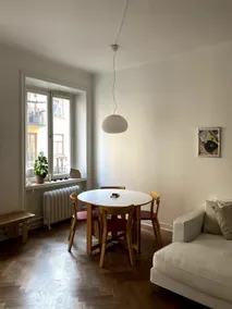 Stylish & central apartment with balcony - Image 4