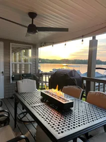 Live & Love Life on the Lake at Sunset Cottage! - Image 2