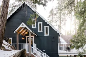 The Lake Arrowhead Chalet at Orchard Bay - Image 2