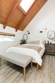 The Lake Arrowhead Chalet at Orchard Bay - Image 3