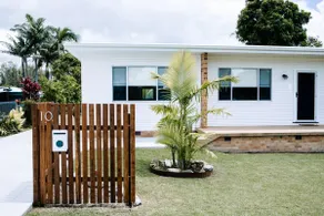 TIDE Cottage - Waterfront views - Image 2