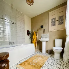 Character Victorian townhouse - conservation area - Image 3