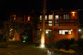Cozy house with pool and leisure area. - Image 2