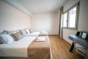 Luxury House - Hersonissos Center - Sleeps 8 - Image 2