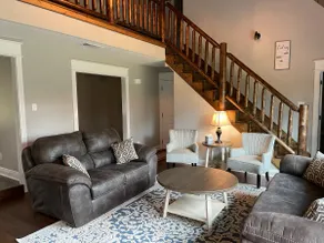 Whispering Pines Retreat in DeRidder 5 Bedrooms - Image 2