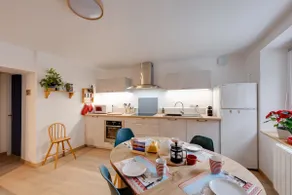 Charming 2-bedroom for 2 to 4 people - Image 4