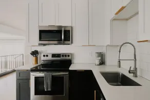 Sleeps 10|Grill|Game Room|Fire Pit|10min to DT - Image 2