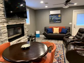 Fall City Queen BD · Fall City apartment 5 minutes from Salish Lodge - Image 3