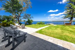 Lakefront home near beaches with waterview, pets ok - Image 2