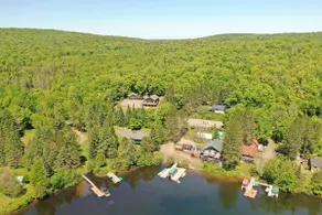 Chalet El Dorado: Lake House near Mont-Tremblant - Image 5