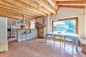chalet con piscina e vista panoramica - Image 4