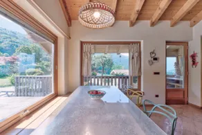 chalet con piscina e vista panoramica - Image 3