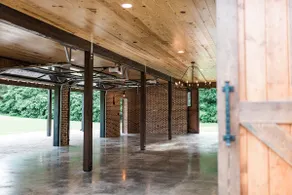 Holston Springs Venue & Lodge - Image 4