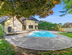 Dream home w/ Pool + Hot tub + Pool table + AC - Image 5