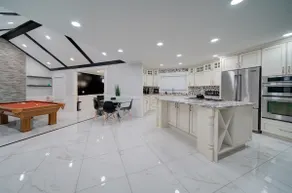 Dream home w/ Pool + Hot tub + Pool table + AC - Image 3