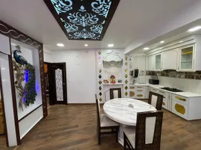 The Hollywood Hills Estate -2Bhk - Image 3