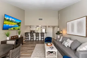 Ideally located, charming two bedroom w/comm pool - Image 3
