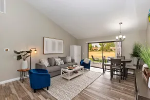 Ideally located, charming two bedroom w/comm pool - Image 2