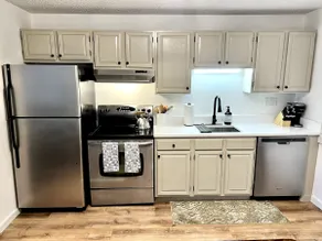 Updated Two Bedroom Condo in Heart of Ludlow - Image 5