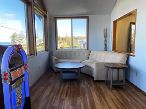 Gorgeous Panoramic Views - Premium PA Home - Image 3
