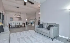 Close to the Stadium w POOL 4 bedrooms & 3 bath. - Image 3