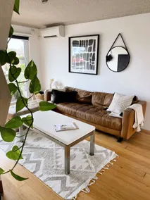 Modern, top floor, 2 bed unit in Dee Why Beach - Image 3