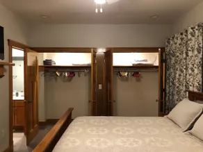 Luxury Home Away from Home - Image 5