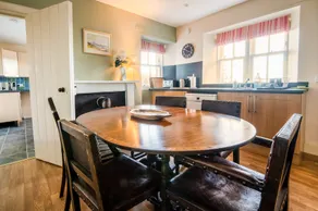 Foulis Castle Gate Lodge - Image 5